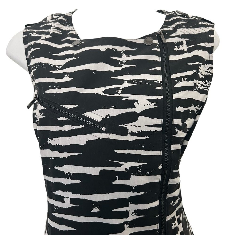 Calvin Klein black white sleeveless sheath dress size 6 zipper accent career - Picture 2 of 10